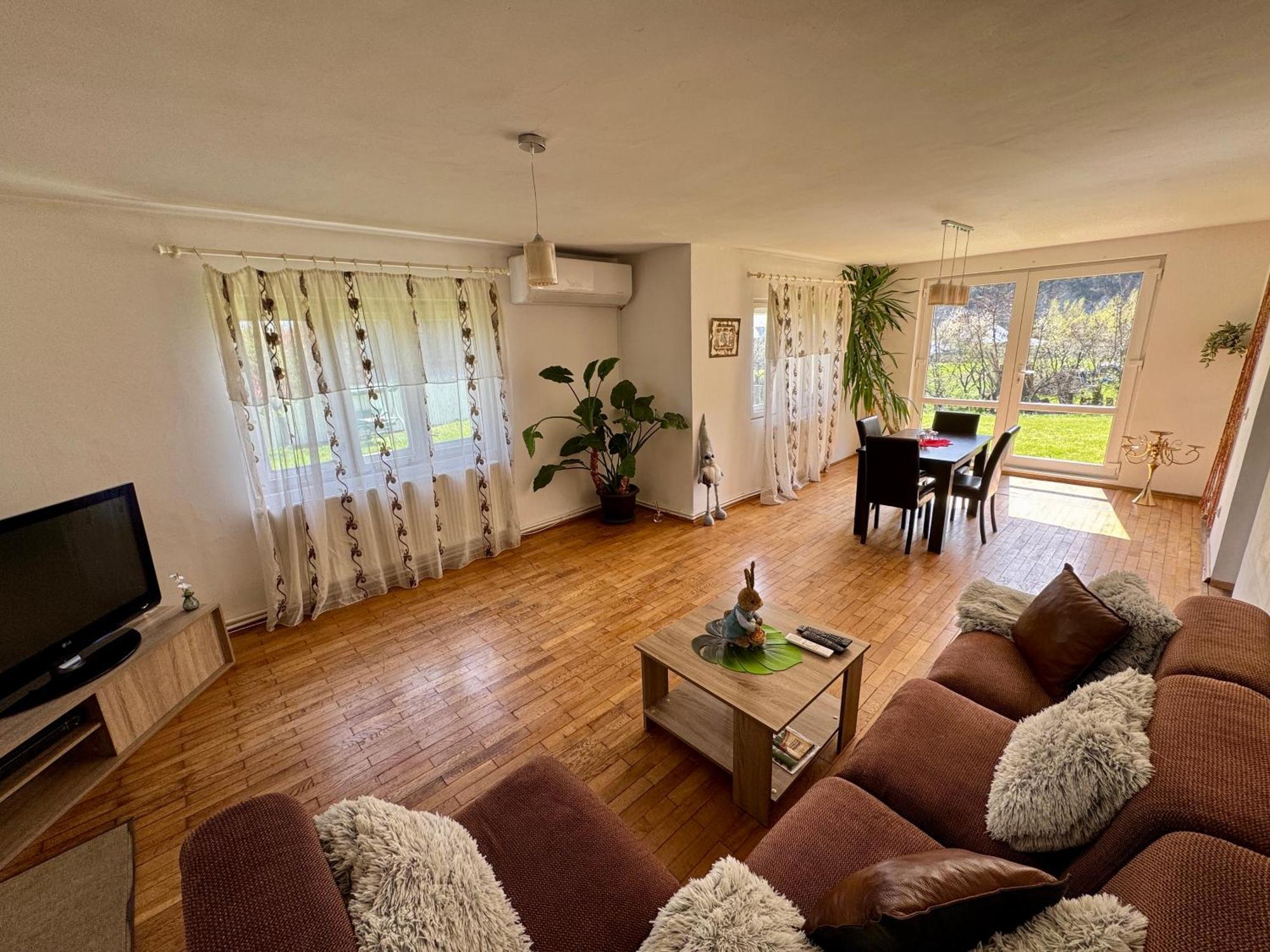 Vila Cozy, Panorama Superba, Gratar Si Relaxare Piatra Neamţ Exterior foto